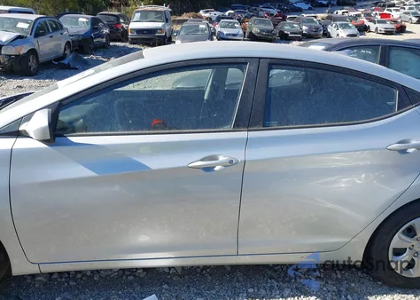 2016 Hyundai Elantra Se from USA, damaged, VIN 5NPDH4AE5GH726283